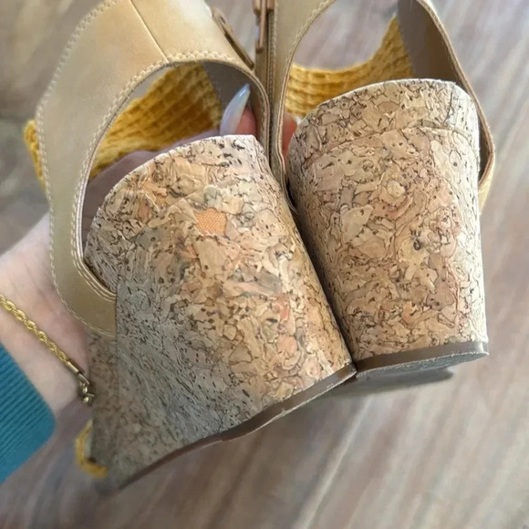 Lucky Brand | Kierony Crocheted Wedges | Golden Yellow | size 7.5 - Picture 8 of 9